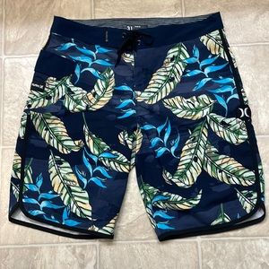 Hurley Phantom Board Shorts Size 31